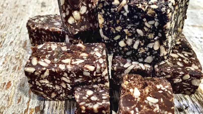 Energy Bites with Chocolate and Super Seeds
