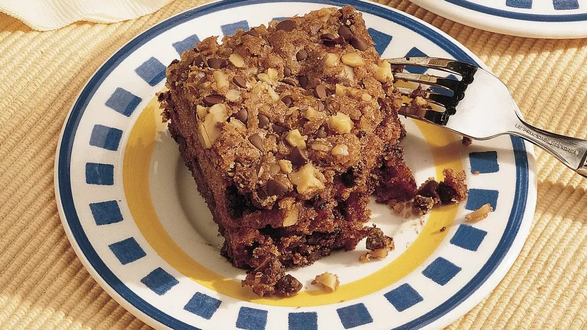 Take-Along Chocolate Chip-Date Cake 