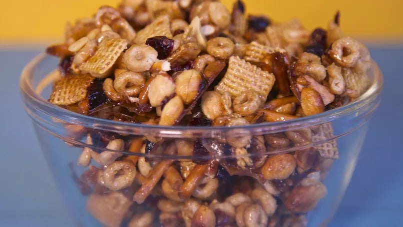 Honey Nut Cereal Peanut Clusters