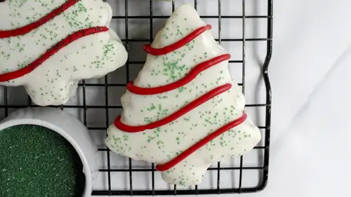 Christmas Tree Snack Cakes