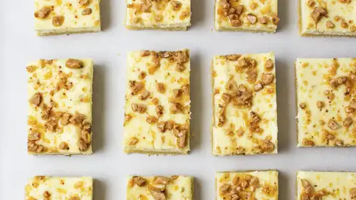 Crème Brûlée Cheesecake Bars