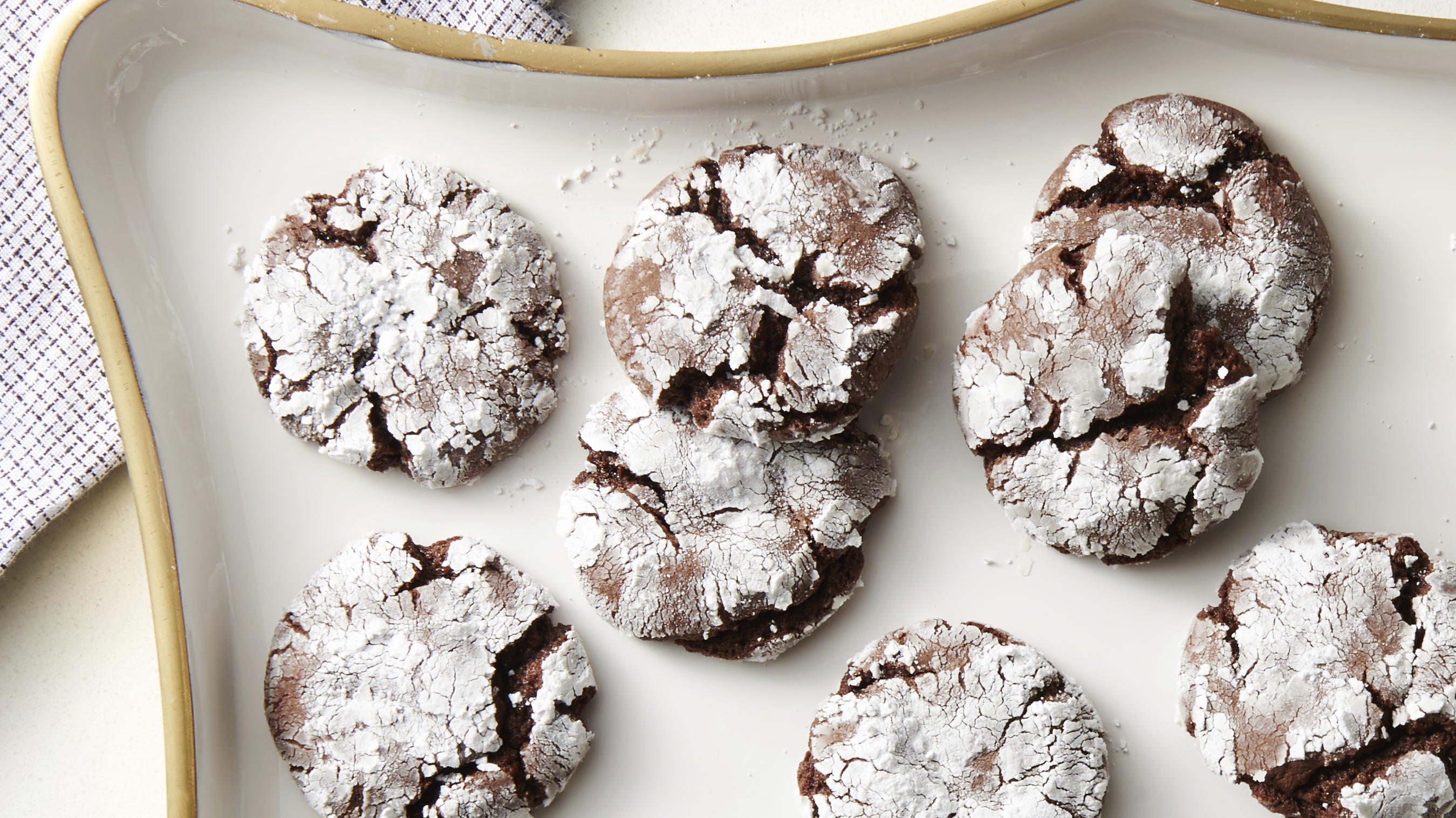 Chocolate Crinkle Cake Mix Cookies | The Kitchen is My Playground