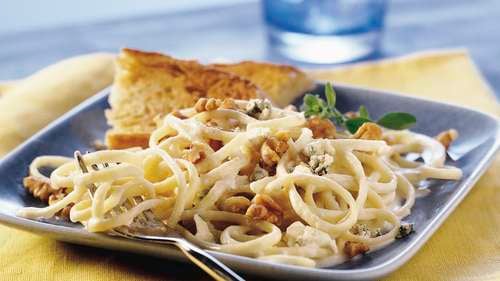 Linguine com gorgonzola - Renata