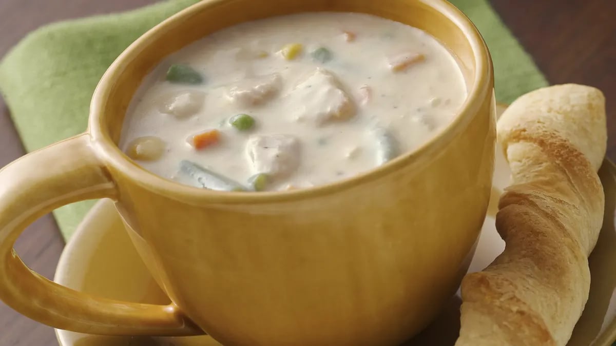 Cheesy Tuna-Vegetable Chowder