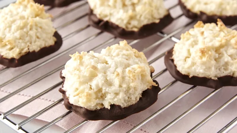 Big Coconut Macaroons