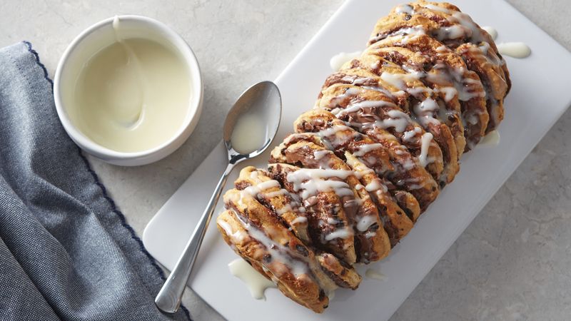 Nutella®-Stuffed Biscuit Pull-Apart Bread