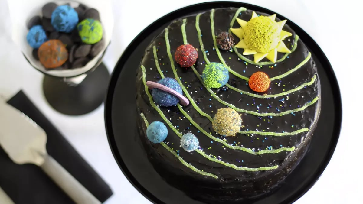 Solar System Birthday Cake