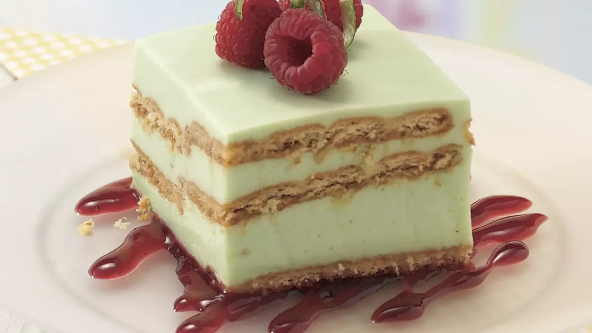 Key Lime Dessert with Raspberry Sauce