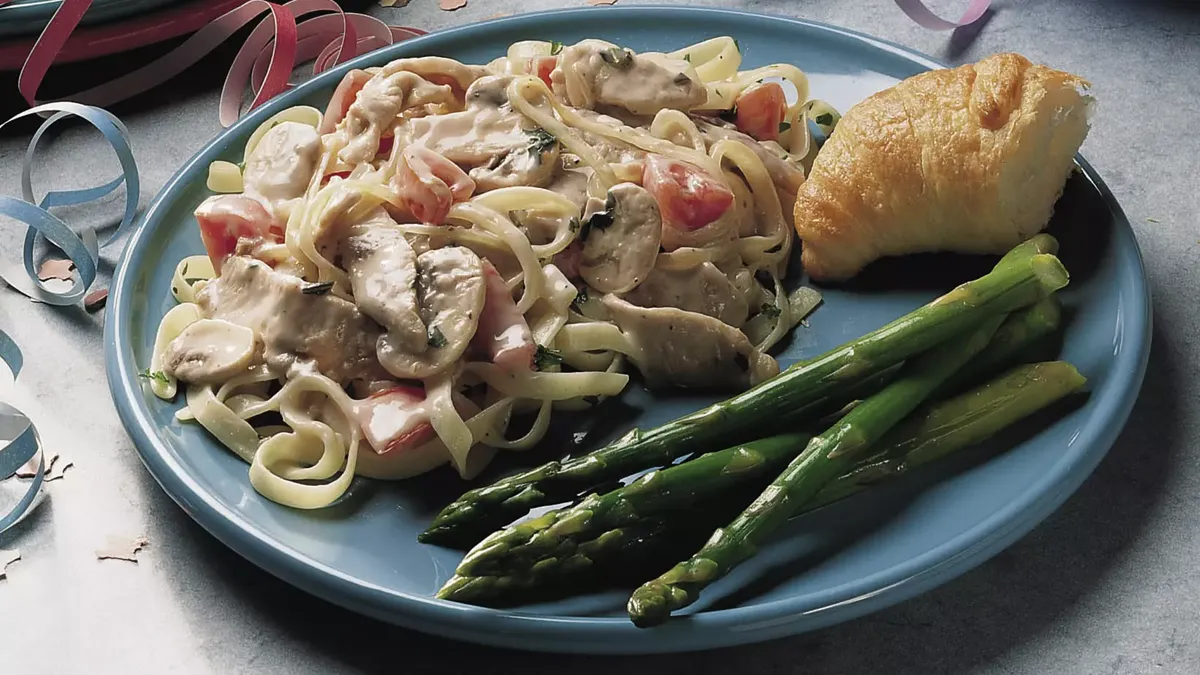 Pork-Onion Stroganoff