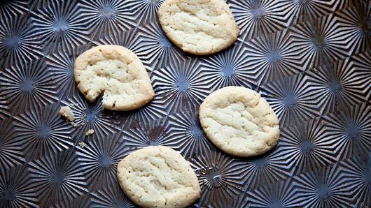 Benton's Cookie Mug Topper