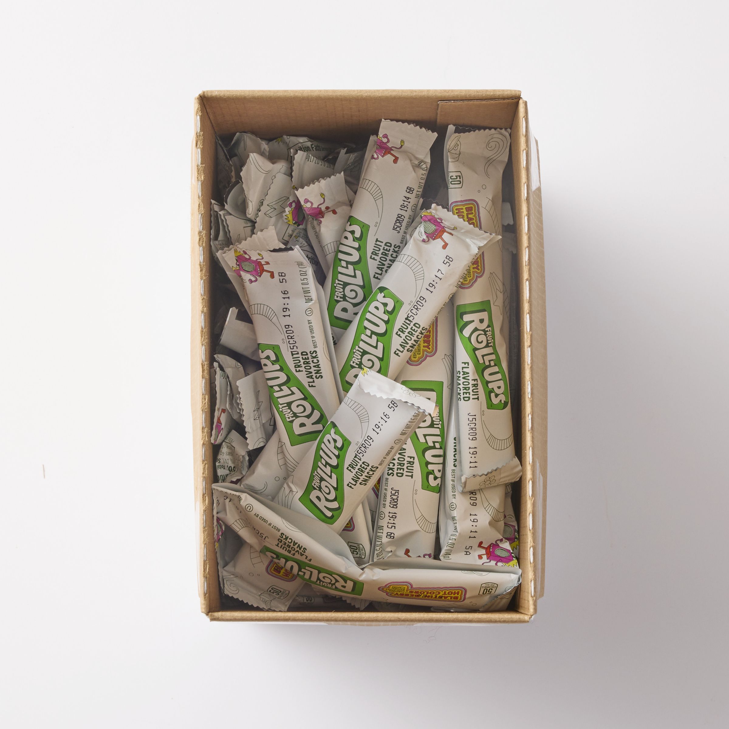  Open Case Fruit Roll-Ups Gluten Free Fruit Snacks Single Serve Pouch Reduced Sugar Blastin' Berry 96/0.5 OZ