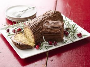 Bûche de Noël with Buttercream Frosting | Gold Medal Flour US