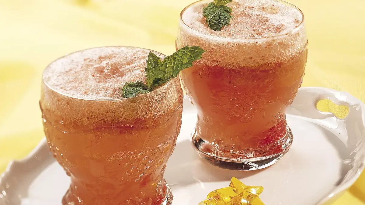 Strawberry Spritzers