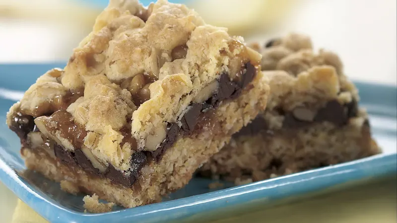 Chocolate and Caramel Oatmeal Bars