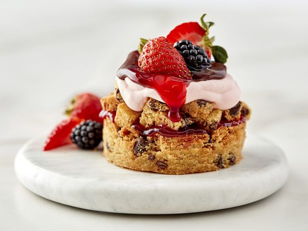 Berry Blondie Cakes