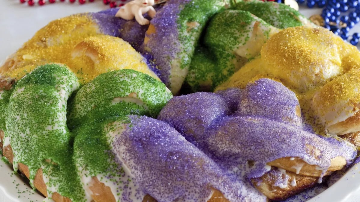 Quick Mardi Gras King Cake