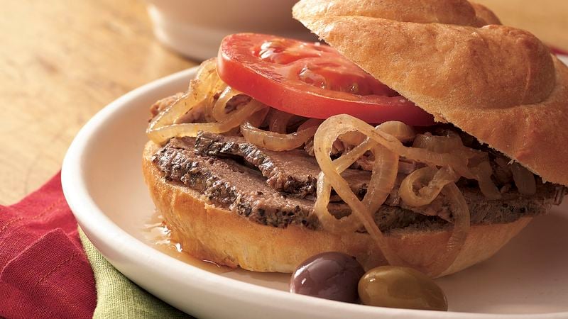 Slow-Cooker Hot Roast Beef Sandwiches au Jus