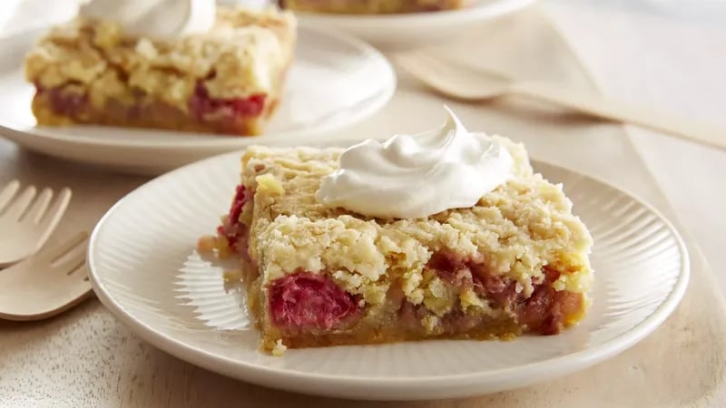 Five-Ingredient Rhubarb Squares