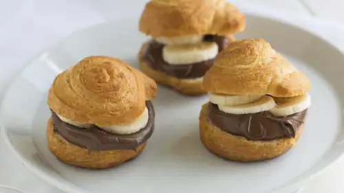 Chocolate Hazelnut Bites with Bananas