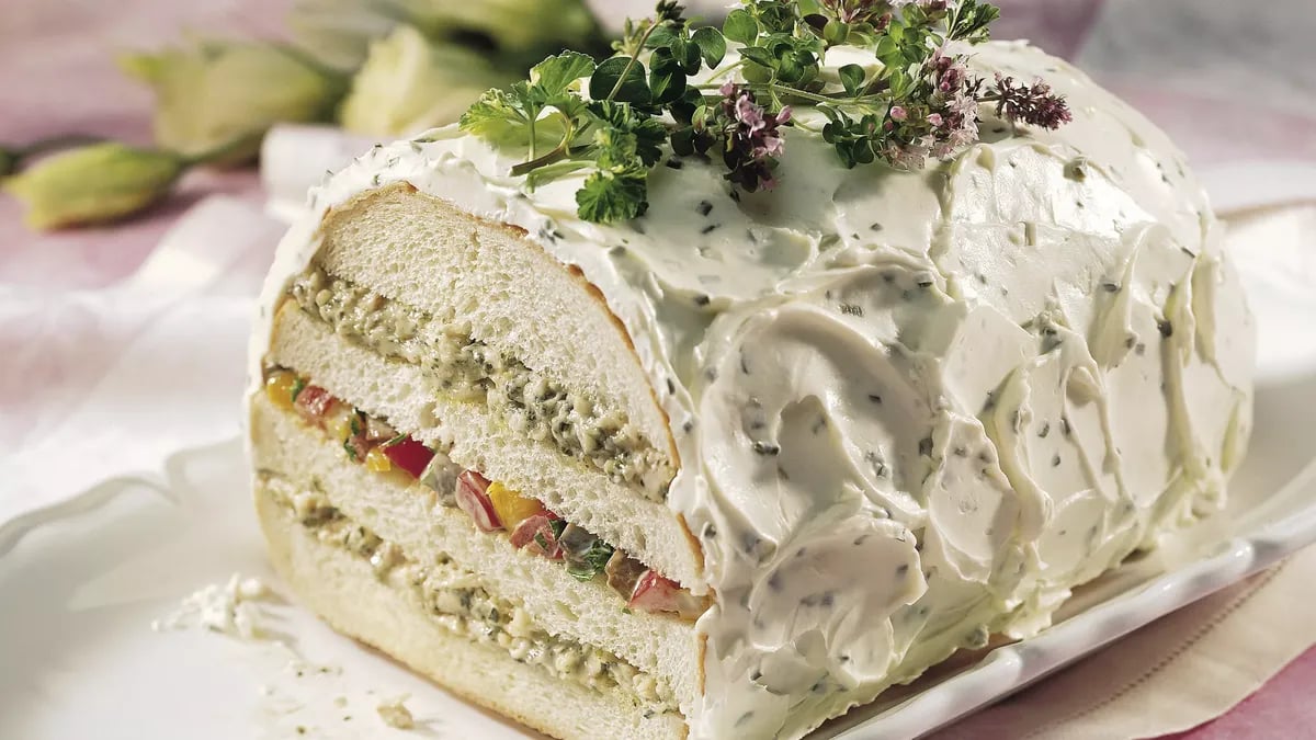 Pesto and Roasted-Vegetable Sandwich Loaf