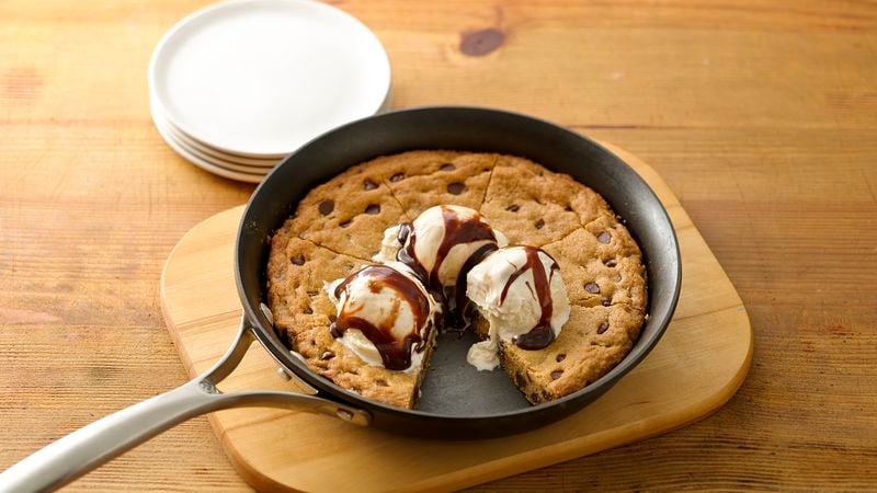 Cookie Dough Skillet for Two - Romina's Little Corner