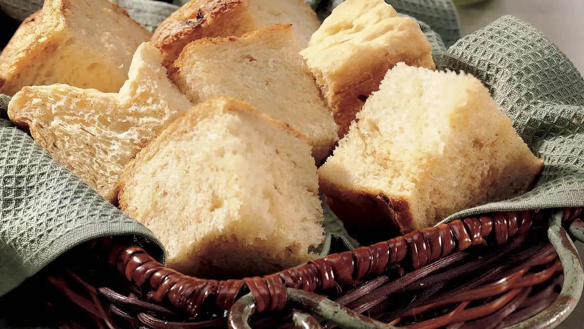 Bread Machine Caramelized-Onion Bread