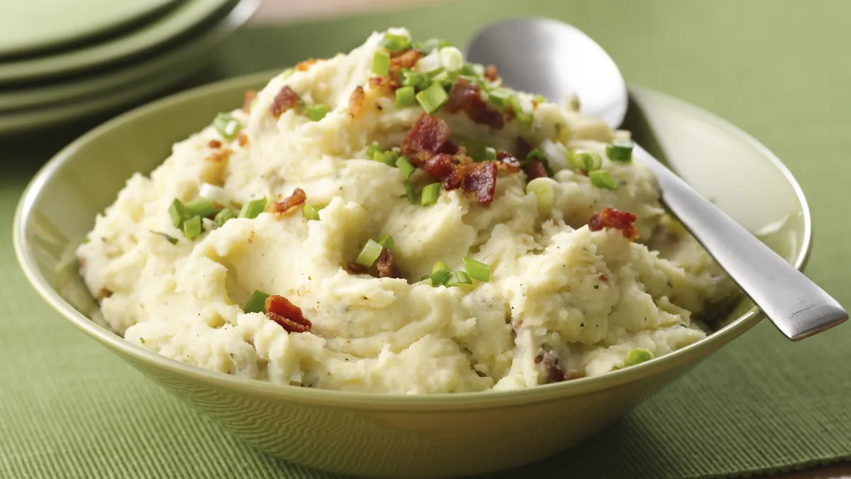 mashed potatoes with sour cream and ranch dressing Sour Cream and Ranch Mashed Potatoes