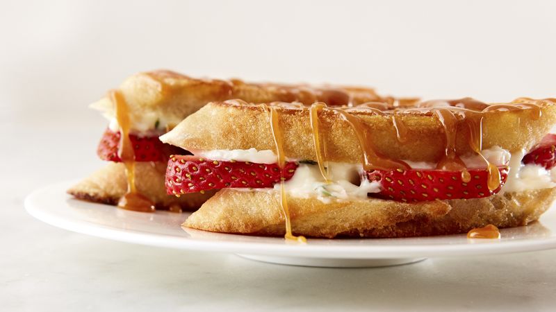 Strawberry-Cream Cheese Grilled Cheese with Salted Caramel Sauce
