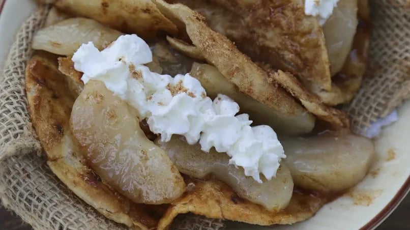 Apple Pie Tacos