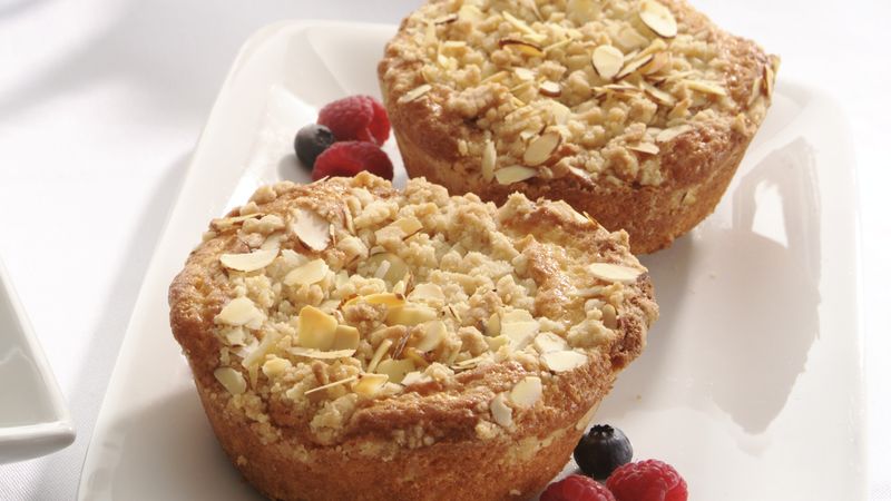 Almond Crumb Cakes