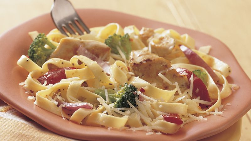 Fettuccine with Chicken and Vegetables
