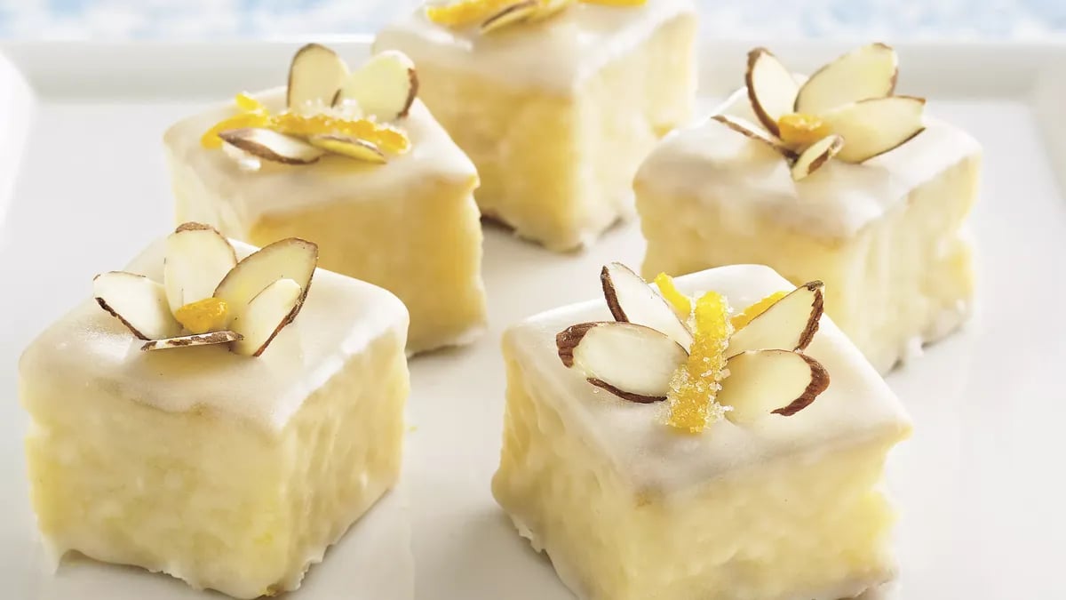 Apricot Petits Fours