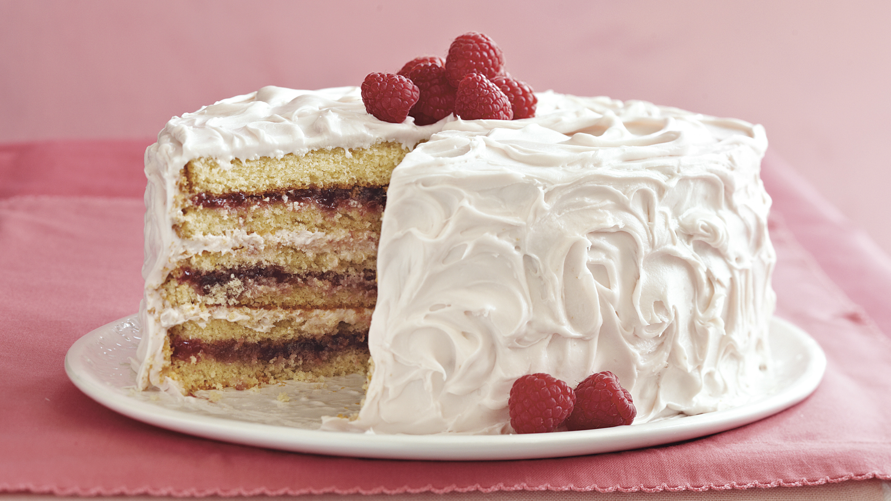 Basic Vanilla Cake Recipe - The Cookie Writer