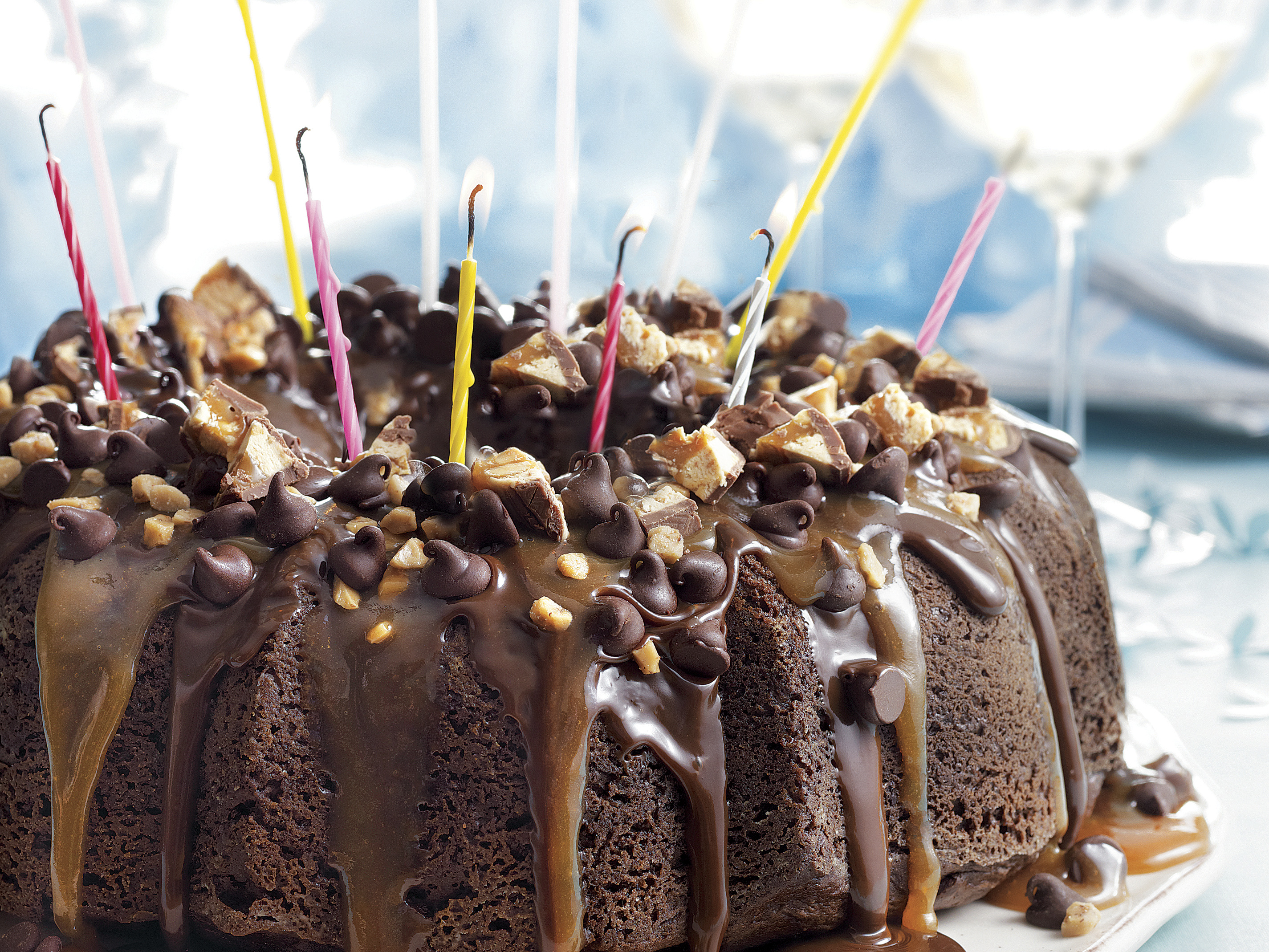 Trending 5 in 1 Torte Cake recipe | Dream Cake Cake In Kadai | No Oven, No  Box Chocolate Dream Cake - YouTube