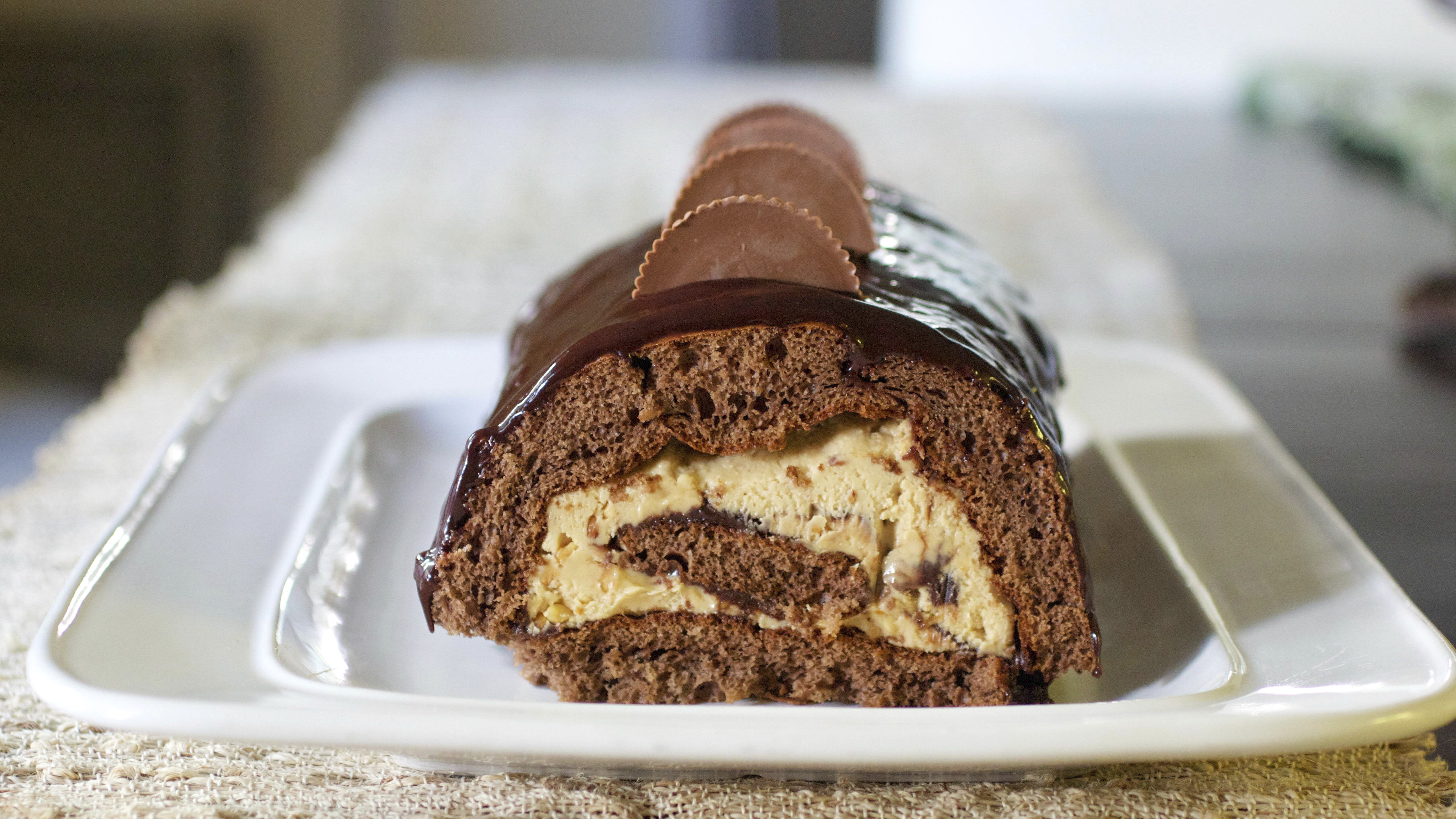 Reese's Peanut Butter Cup Flourless Chocolate Cake Roll