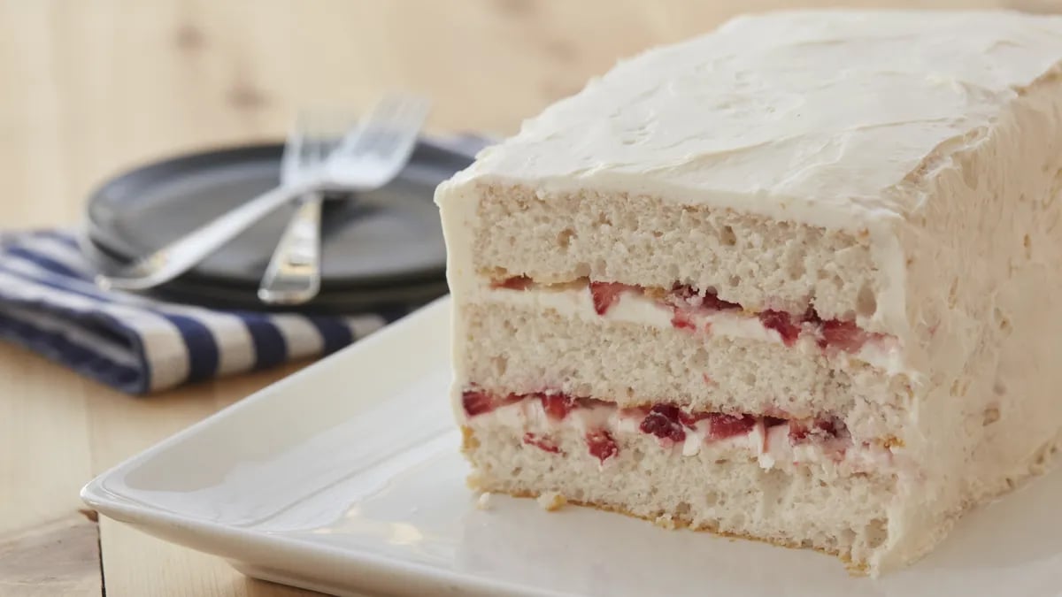 Strawberry Yogurt Torte