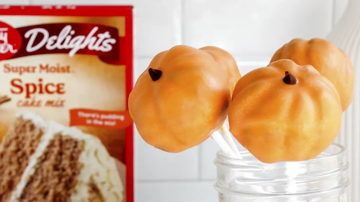 Pumpkin Spice Cake Pops