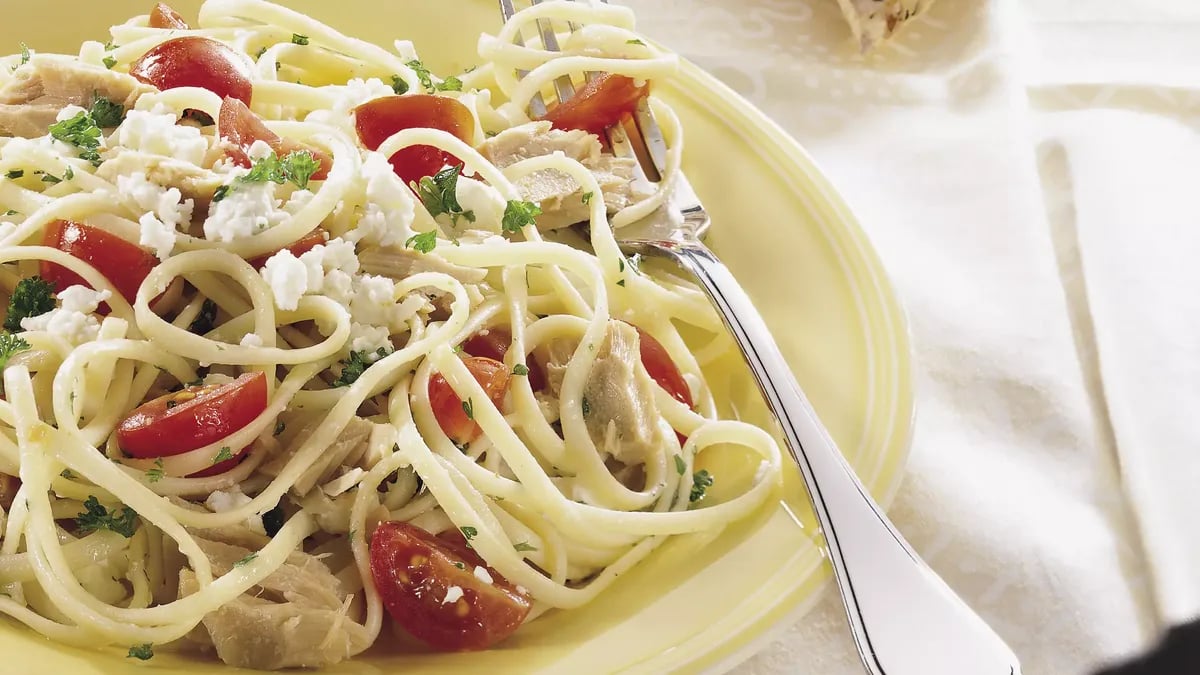 Linguine with Tuna and Tomatoes