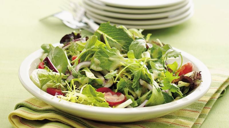 Gourmet Mixed Green Salad Recipe - Caramel and Spice