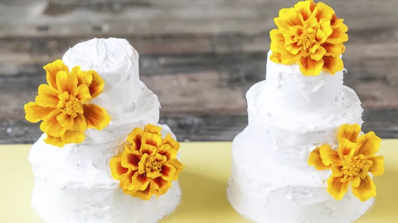 Mini Wedding Cakes with Edible Flowers