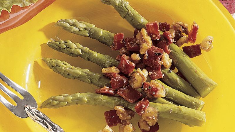 Asparagus with Sweet Pepper-Walnut Sauce