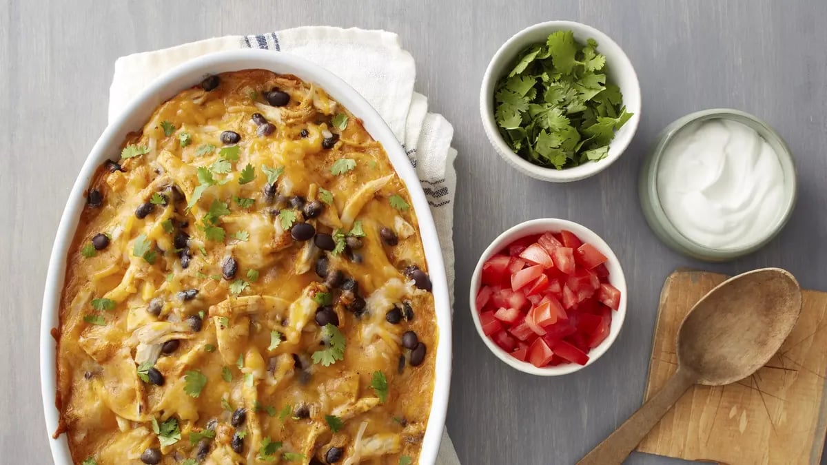 Green Chile Chicken Tortilla Casserole