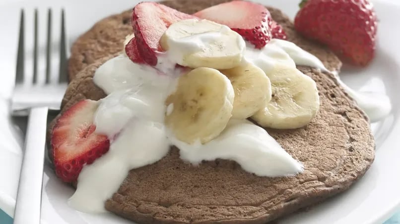 Chocolate Pancakes with Strawberries