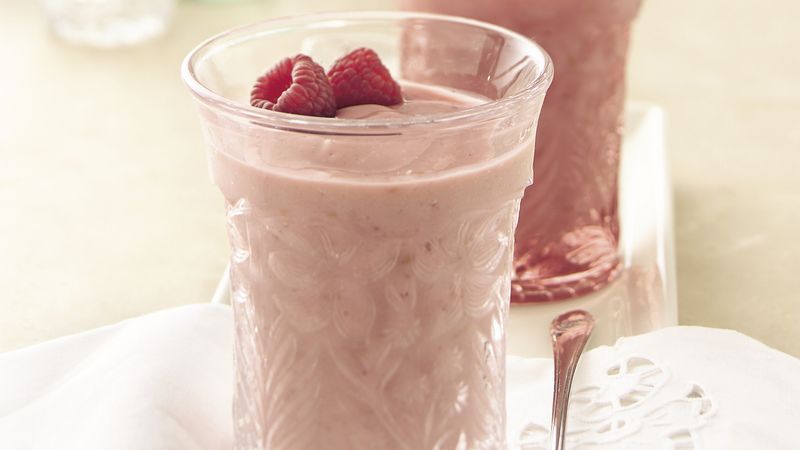 Raspberry-Banana Yogurt Smoothies