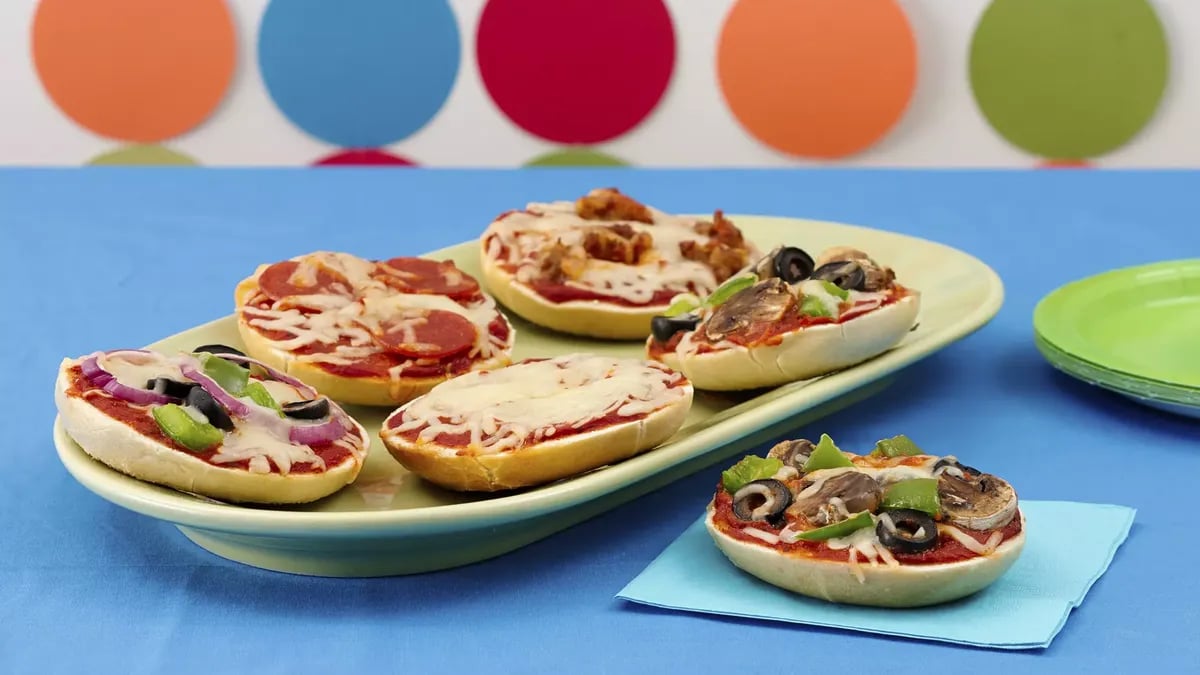 Pizza Bagels