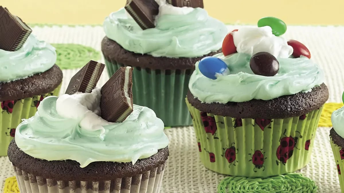 Grasshopper Cupcakes