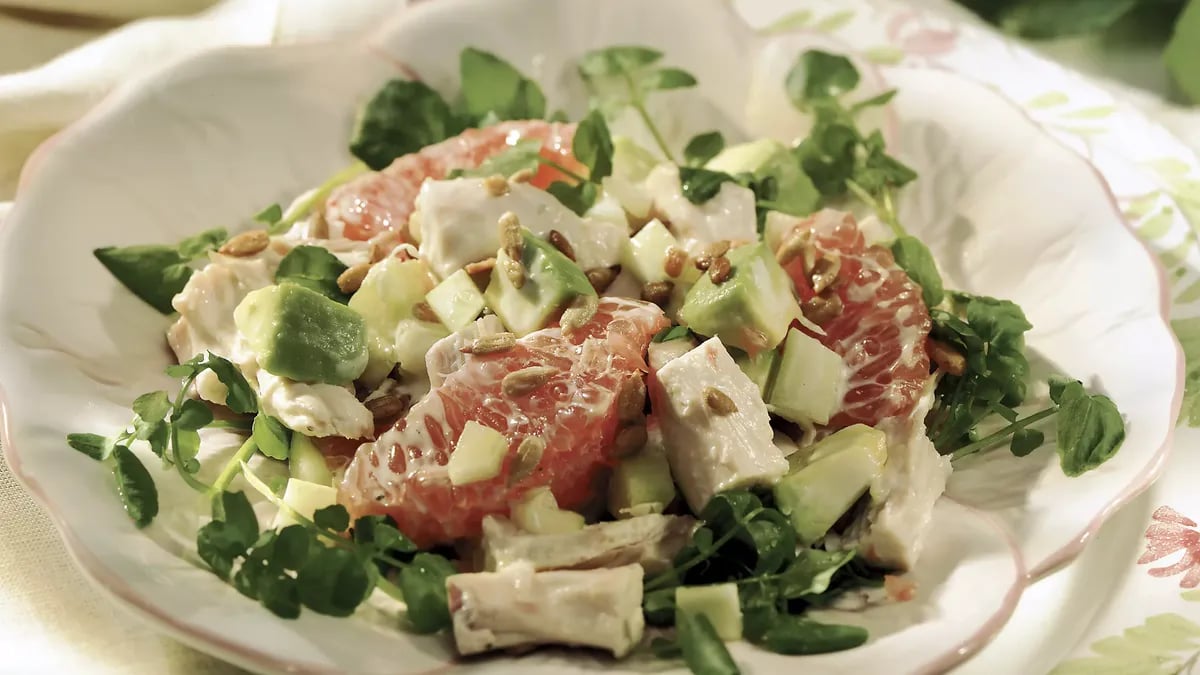 Chicken-Grapefruit Salad