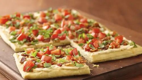 Bacon and Tomato Crescent Pizza-image