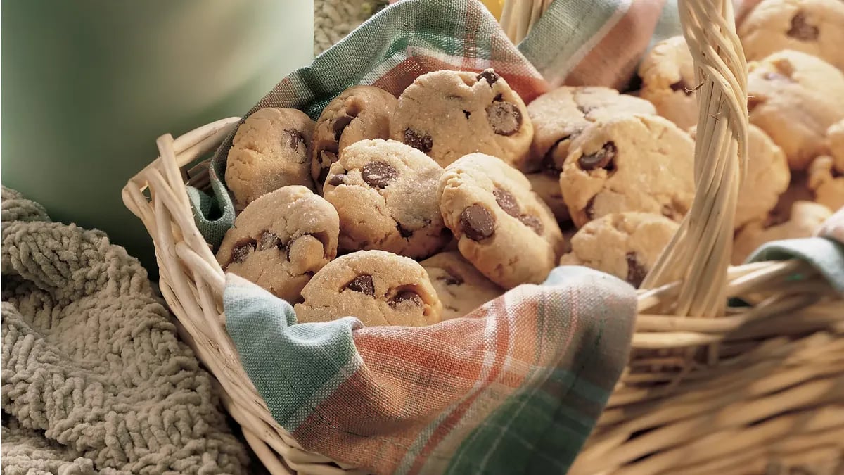 Peanut Butter-Chocolate Chip Cookies