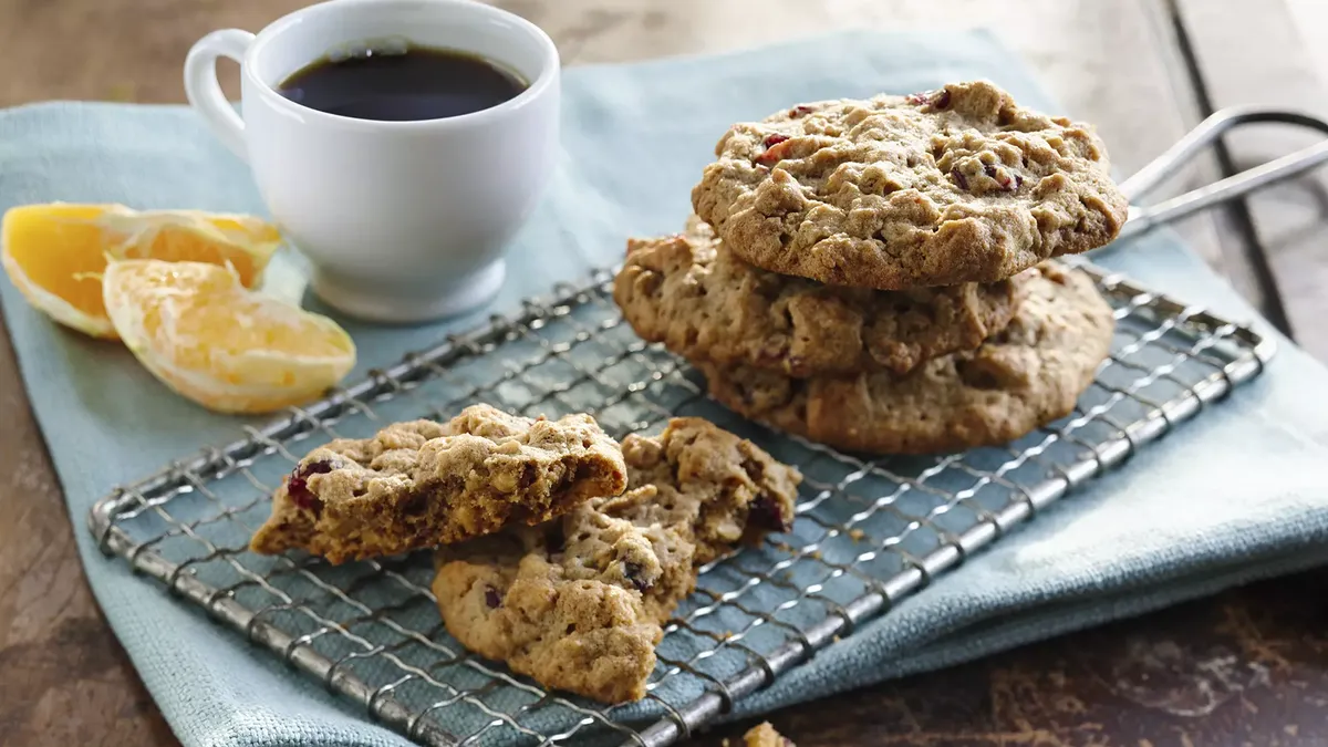 Crunchy Peanut Butter Breakfast Cookies